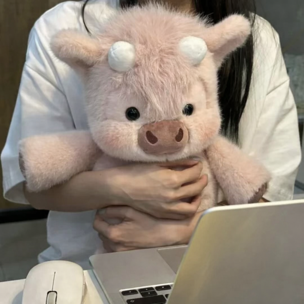 Zuzy - Running Plushie